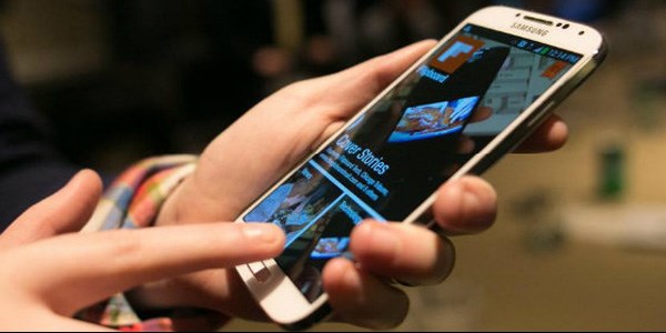 Samsung Galaxy S4 Türkiye'de/ Video