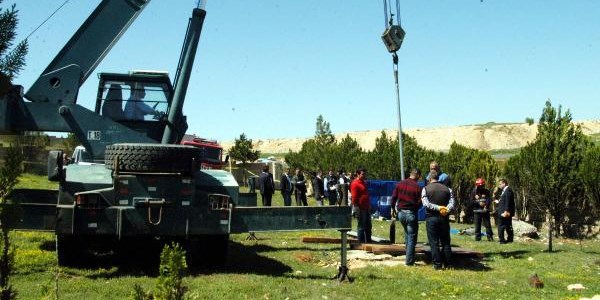 E�inin sevgilisinin �ld�rd��� gencin cesedi kuyuda bulundu