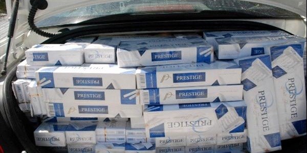 Gürün'de 8 bin 500 paket kaçak sigara yakalandı
