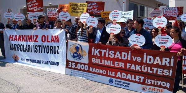İİBF mezunları Ankara'da eylem yaptı