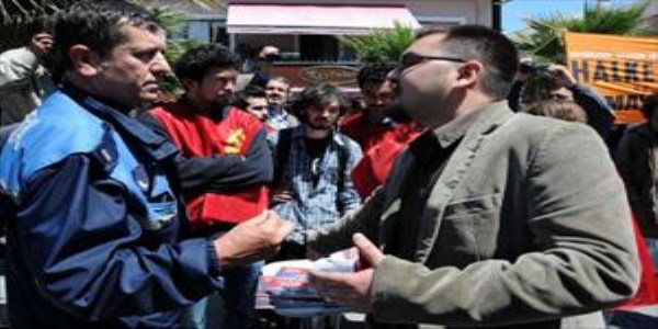 Çanakkale'de stant gerginliği