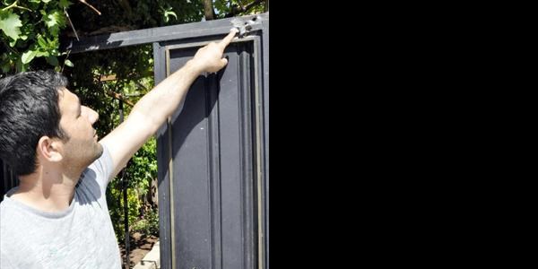 Siverek'te BDP eski ilçe başkanının evine tüfekle ateş açıldı