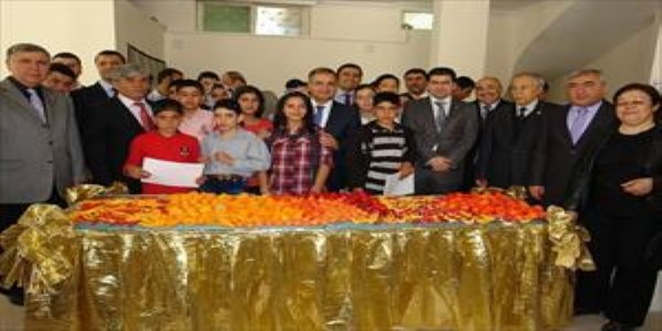 'Engelliler üretiyor engelleri aşıyor' sergisi açıldı