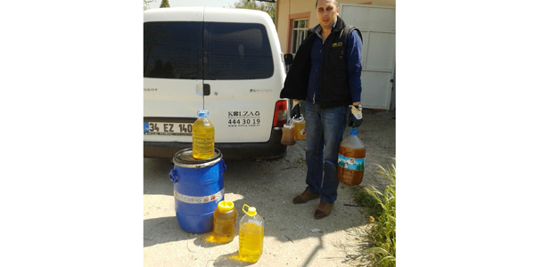 �zmit'te her ay 10 ton at�k ya� toplan�yor