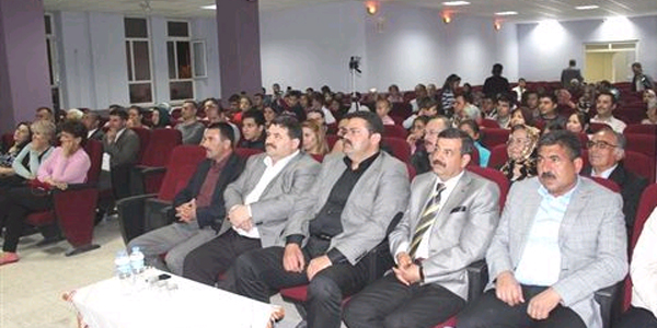 Emekli öğretmenlerden Türk Sanat Müziği konseri