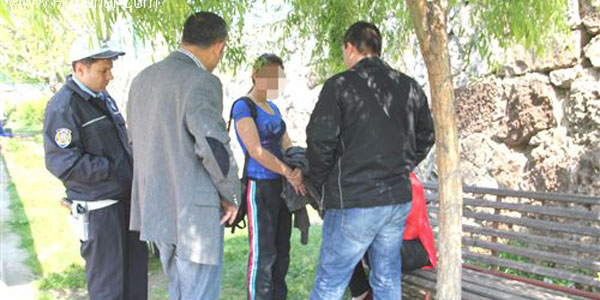 Evden ka�an k���k ya�taki k�z, devlet korumas�na al�nd�