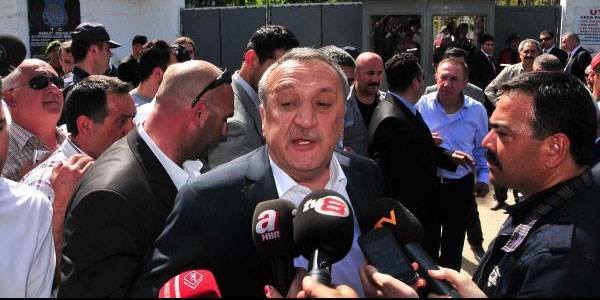 Mehmet Ağar'dan tahliye sonrası ilk açıklama/ Video