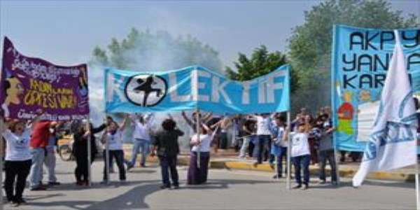 İzmit'te 30 bin kişiyle 1 Mayıs kutlaması
