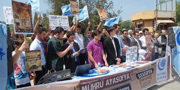 Ayasofya için 10 milyon imza