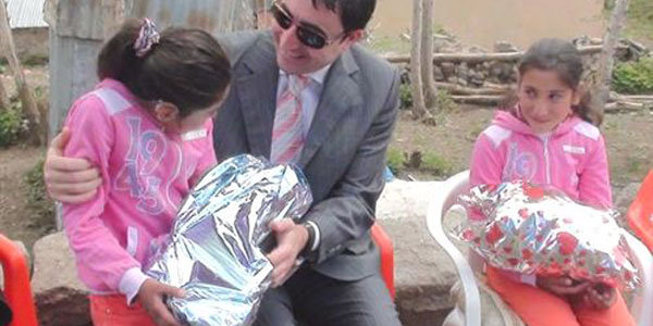 Kaymakam destek verdi, iki kardeş duymaya başladı