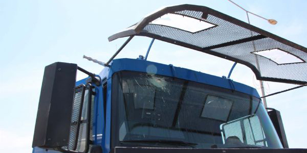 Suriyelilerin vurdu�u T�rk polis �ehit oldu