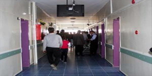25 ya��nda av t�fe�i ile intihar etti