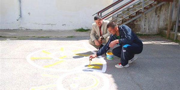 Fedakar öğretmen