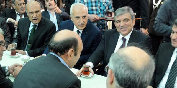 Cumhurba�kan� G�l'�n Emirgan'da �ay keyfi/ Video