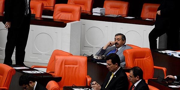 TBMM'de oturduğu yeri değiştirmeyen tek milletvekili