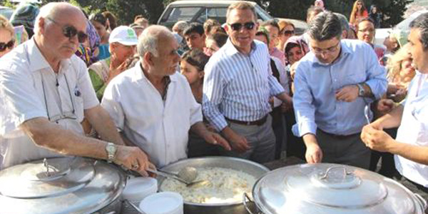 Umutlar�n�, Hacet Dede'ye ba�lad�lar