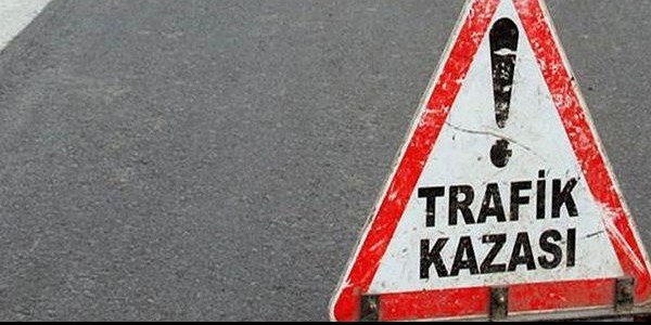 Mu�'ta trafik kazas�: 1 �l�, 14 yaral�