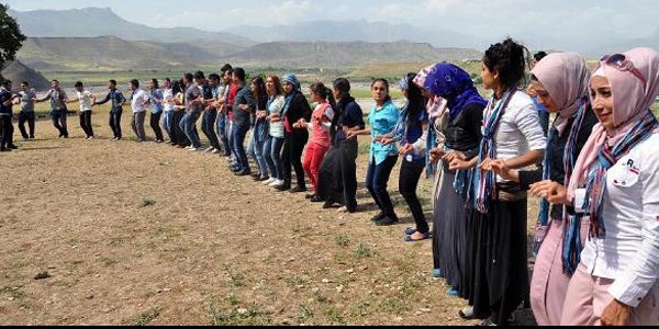 Trabzonlu gen�lerin Cudi'de piknik keyfi/ Video