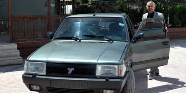 �al�nan otomobiline 7 y�l sonra kavu�tu