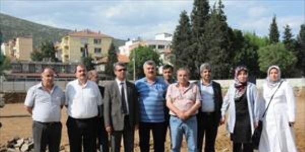 Bucak kapalı pazar yerine kavuşuyor