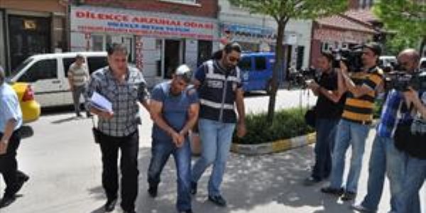 Bıçakla yaralama zanlısı adliyede