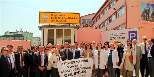 Öğretmenlerden saldırılara tepki