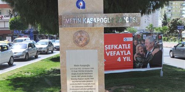 Caddelere ismini verenler için totem konuluyor