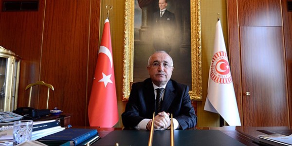 Çiçek: Vekillere maaş artışı yok/ Video