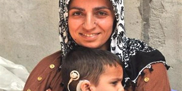 Kulak protezi çalınan küçük Ahmet yeniden duyacak