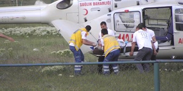Kalp krizi geçiren hastaya ambulans helikopter