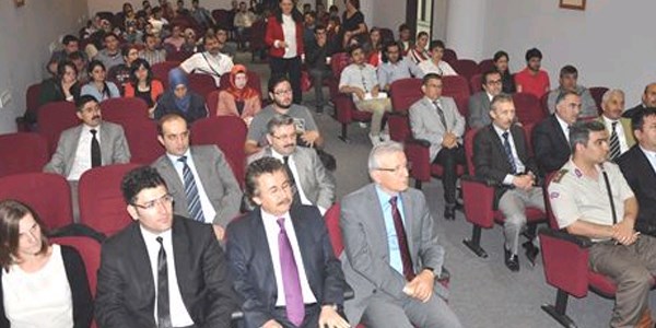 Uludağ Üniversitesi'nde 'Türk-Ermeni İlişkileri' konferansı