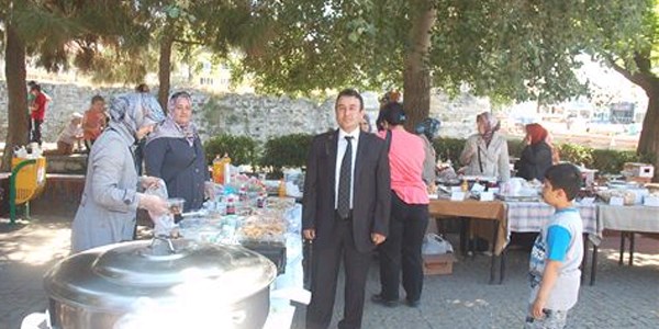 Gelibolu �mam Hatip Ortaokulu yard�mla�ma ve dayan��ma etkinli�i