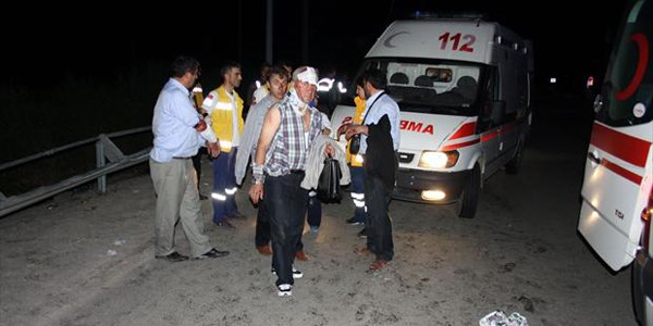 Sakarya'da trafik kazas�: 41 yaral�/Video