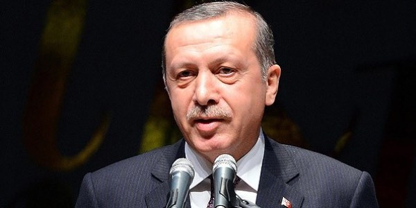 Erdo�an: Ba�bakan kimli�imi �u masaya b�rak�p giderim/Video