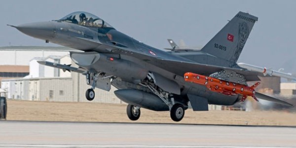 Amanoslar'da F-16 d��t�, pilot �ehit oldu/ Video