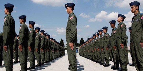 Geleceğin pilotları yetişiyor