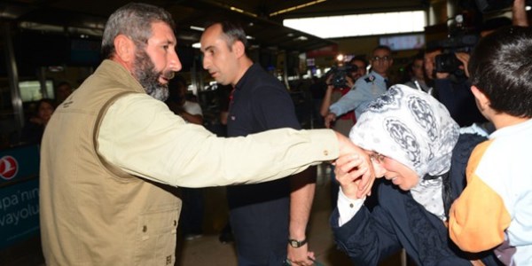 Adana'da işçilerin sevinç gözyaşı