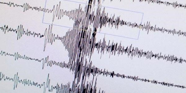 Ege'de 3.8 iddetinde deprem