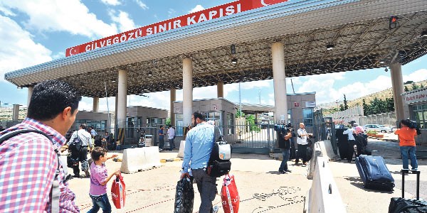 Reyhanlı'da, Suriyeliler kafaları ezilerek öldürüldü