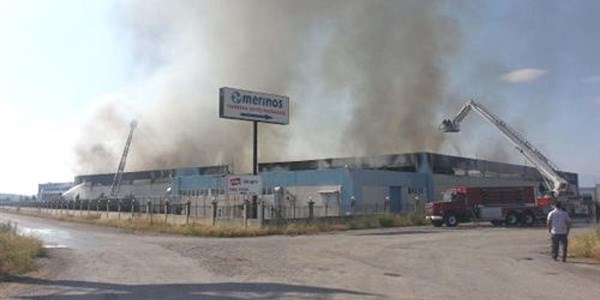 Merinos fabrikasında yangın
