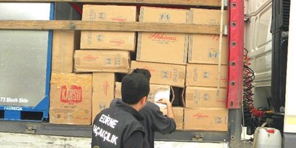 Edirne'de kaçak sigara operasyonu