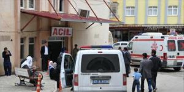 İslahiye'de minibüs ile motosiklet çarpıştı: 1 ölü