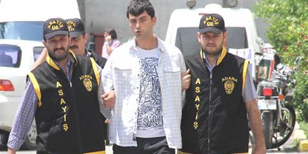 'Manken Kadir'e 10 yıl 4 ay hapis cezası