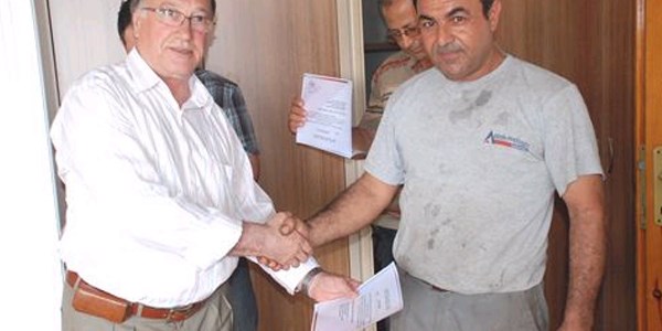 Didim'de iş güvenliği eğitimi alan esnafa sertifika