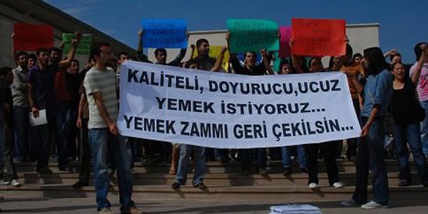 Üniversitede yemek boykotu