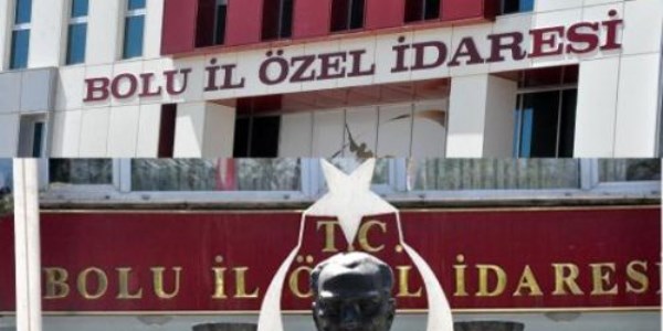 Tabelaya T.C. koymayı unuttular