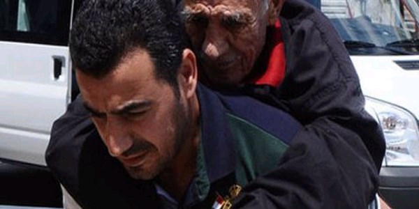 Polisin sırtında adliyeye giden adamın dramı