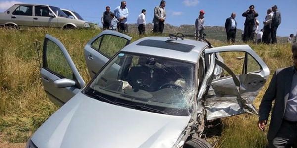 HÜDA Par üyelerini taşıyan araç, çimento yüklü tır'a çarptı: 7 yaralı