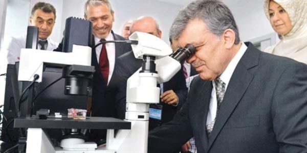 Gül, üniversite hocalarına maaş desteği istedi