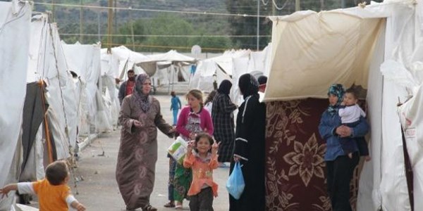 Emniyet Suriye'den gelen bomba yüklü iki aracın peşinde!
